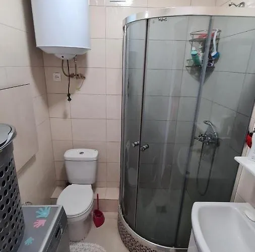 Apartment Near The Sea